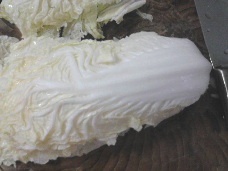 豆腐白菜粉条汤步骤2
