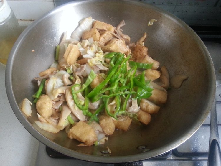 白菜蘑菇炒油泡步骤12
