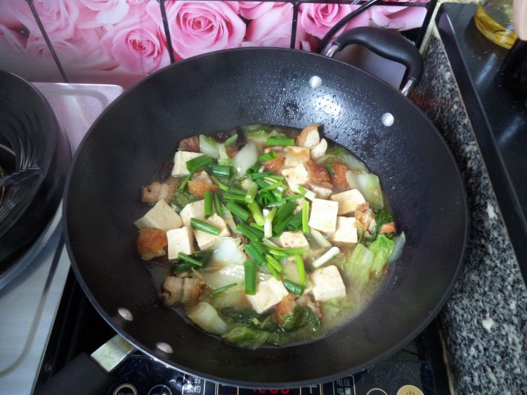 烧肉炖白菜豆腐步骤13