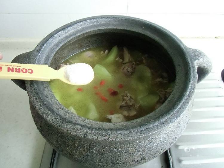 莴笋炖鸡步骤10