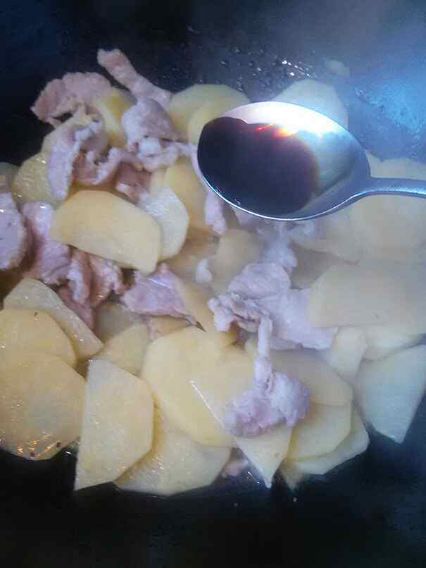 肉炒青笋土豆片步骤10