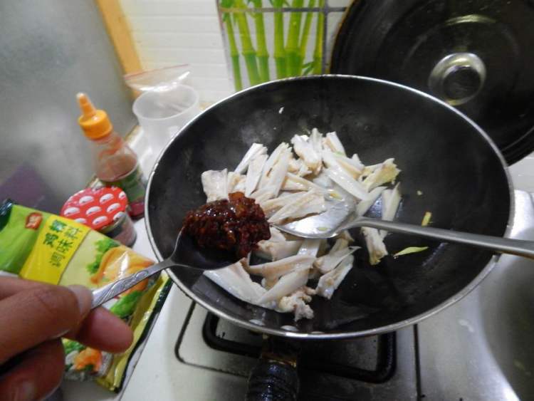 香辣土豆炖鸡软骨步骤5