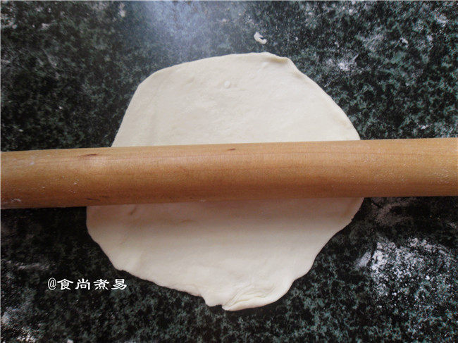 莴笋肉馅饼步骤8