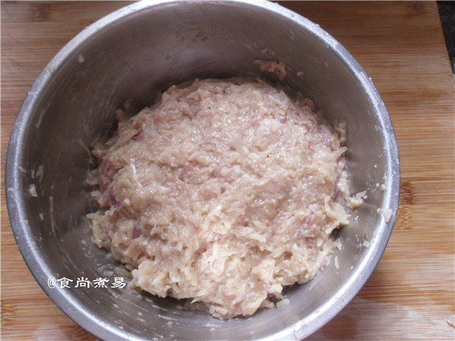 莴笋肉馅饼步骤6