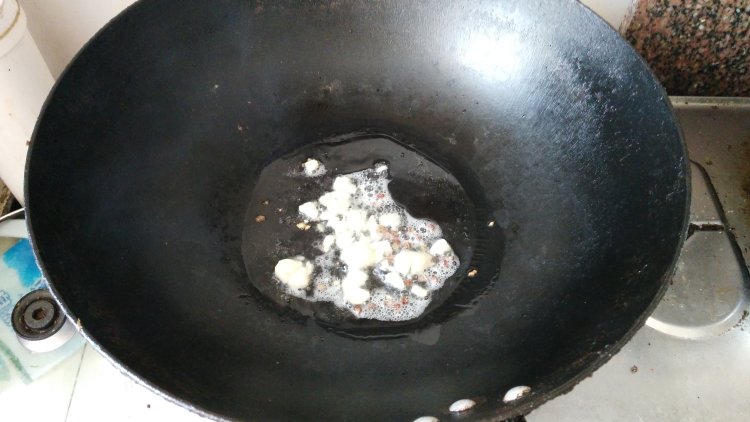 蒜苔炒莴笋步骤4