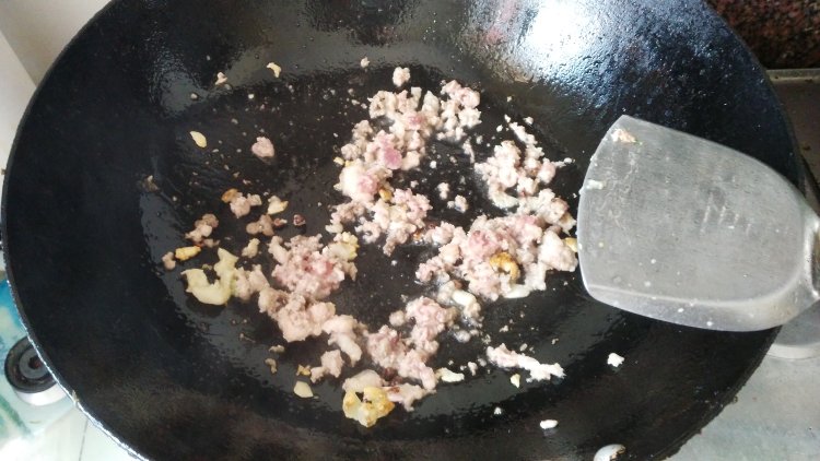 蒜苔炒莴笋步骤5