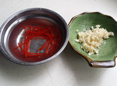 麻酱莴笋丝步骤3