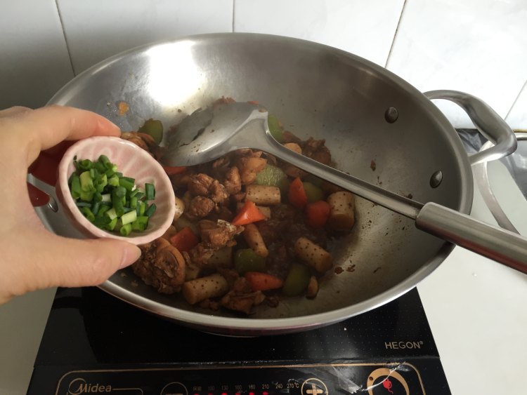 兔肉烧时蔬步骤9