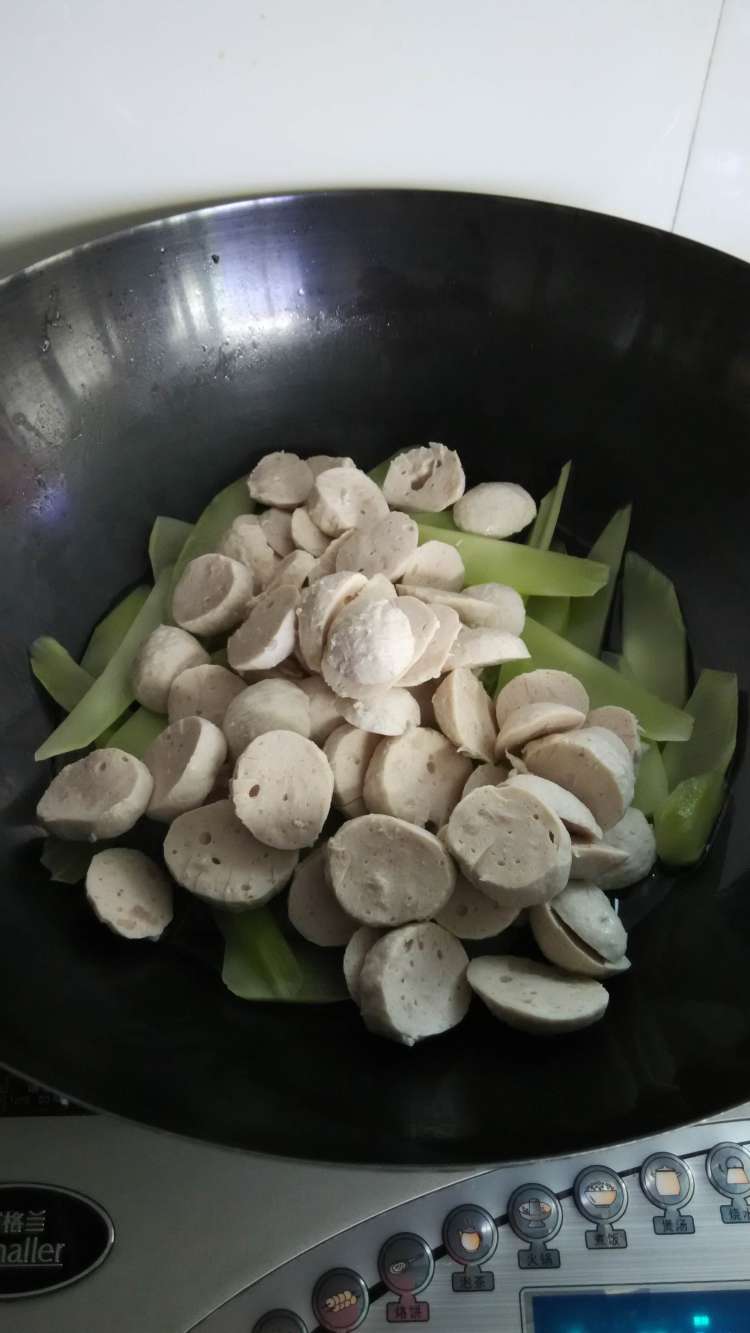 莴笋肉丸步骤5