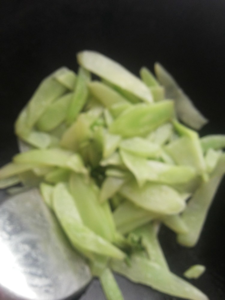 莴笋肉片步骤5