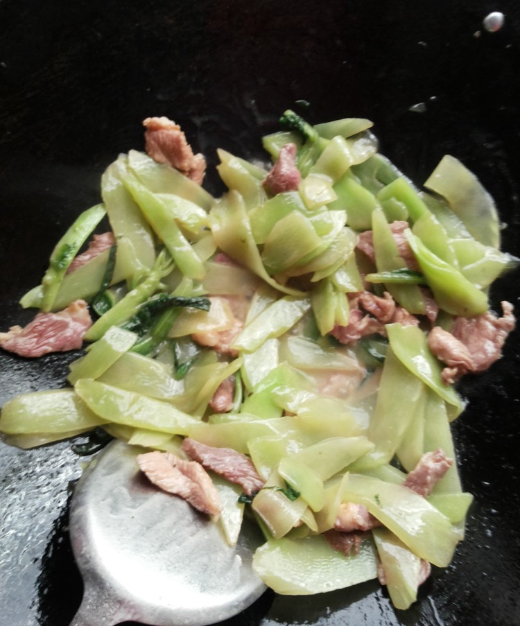 莴笋肉片步骤7