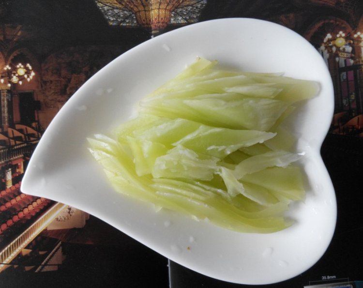 黄番茄炒笋片步骤2