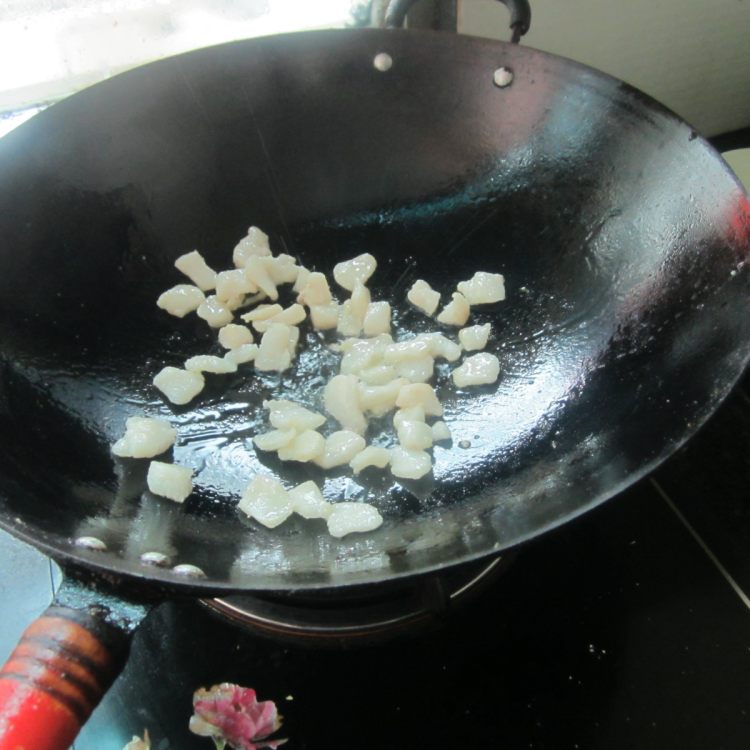 肉末碎豆角炒莴笋丁步骤3