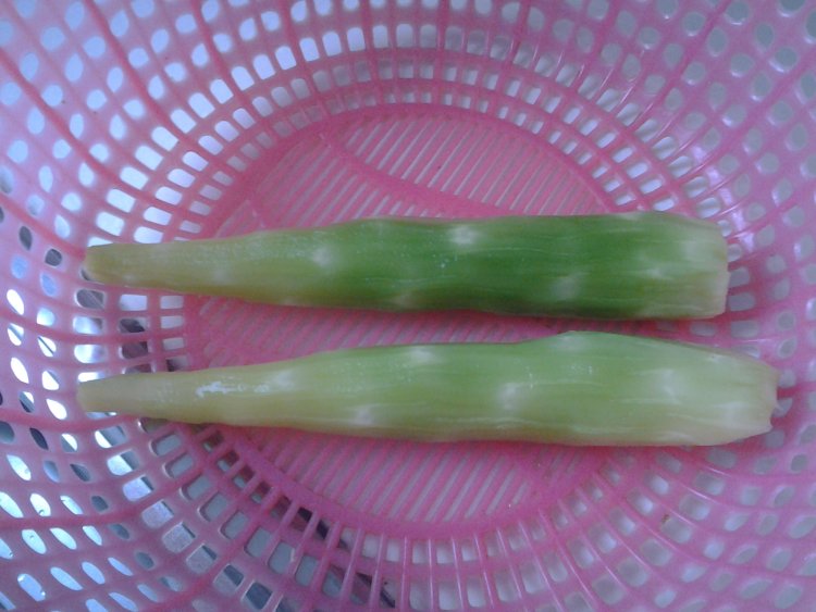 莴笋炒黑木耳步骤1