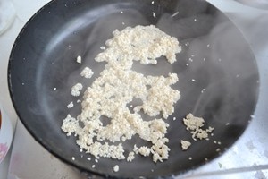 芝麻拌莴笋步骤2