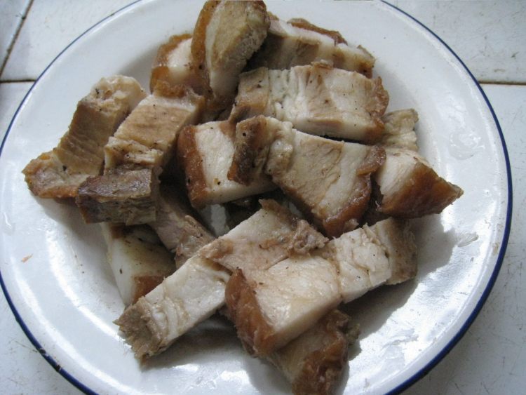 莴笋炒散扣步骤1