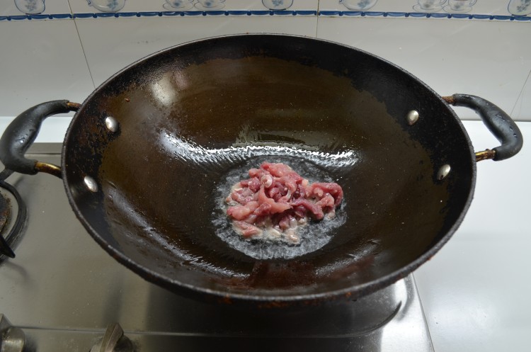 莴笋丝炒瘦肉步骤6