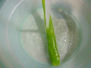 香菇莴笋炒肉片步骤2