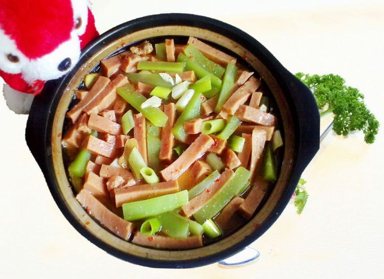 砂锅莴笋午餐肉步骤8