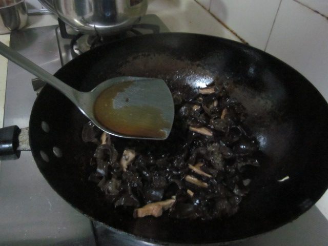 莴笋木耳鸡蛋步骤6