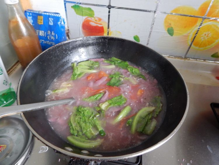 西红柿鸡蛋紫薯刀削面步骤13