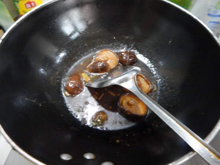 蚝油生菜香菇步骤12