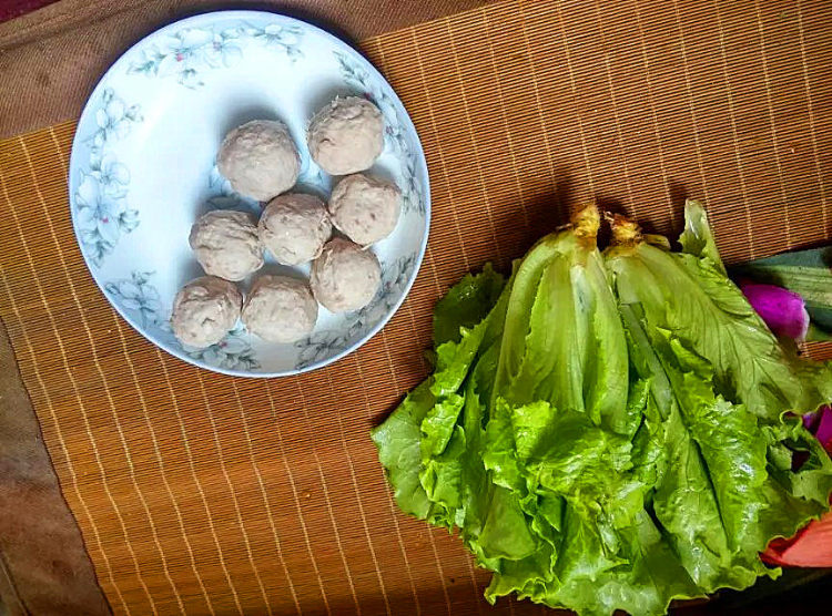 牛肉丸生菜汤#多效护步骤1