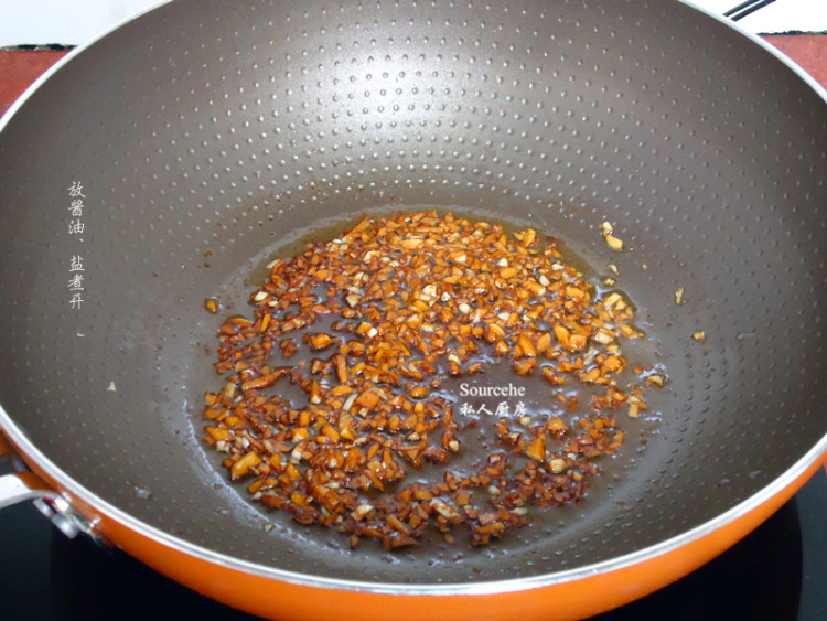 酸蒜白灼生菜步骤8