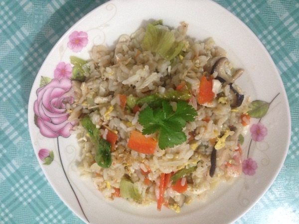 香菇蛋炒饭步骤6