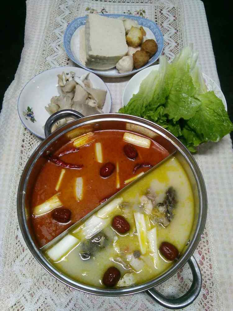 鱼头鸳鸯火锅步骤8
