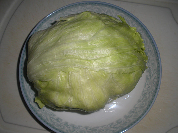 西红柿炒生菜步骤1