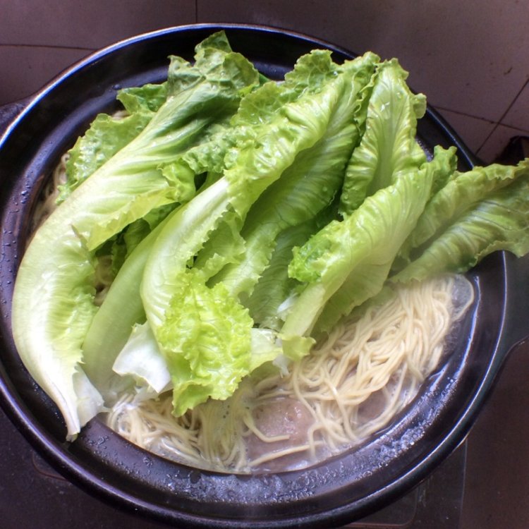 牛肉丸汤面步骤5
