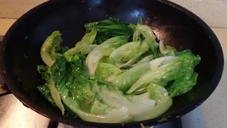生菜香炒油麦菜步骤7