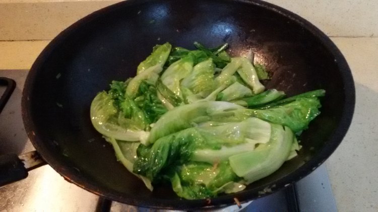 生菜香炒油麦菜步骤8