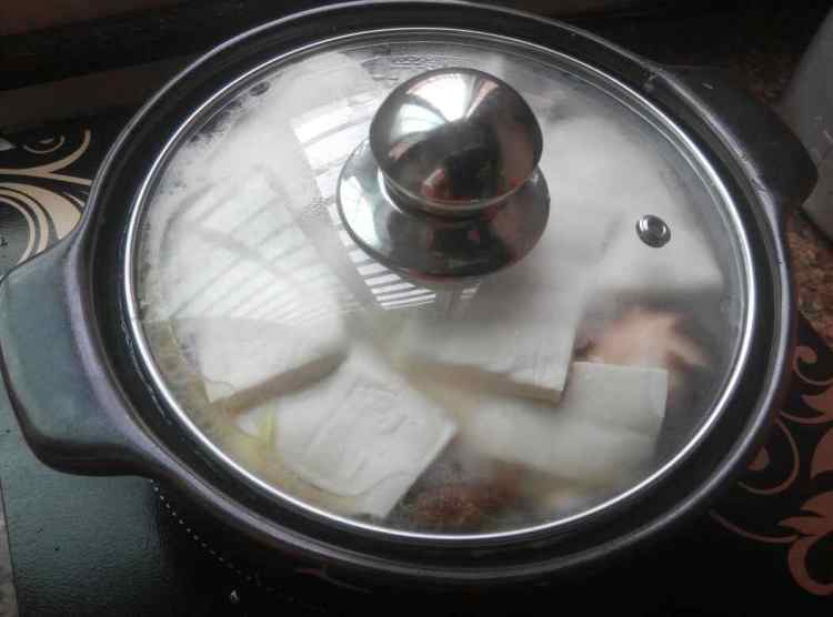 鱼骨豆腐煲步骤8
