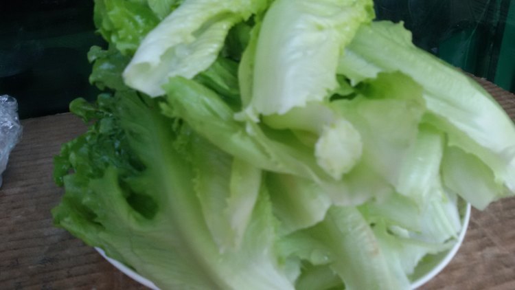 香菇炒生菜步骤3