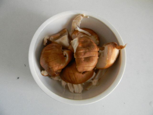生菜拌香菇步骤2