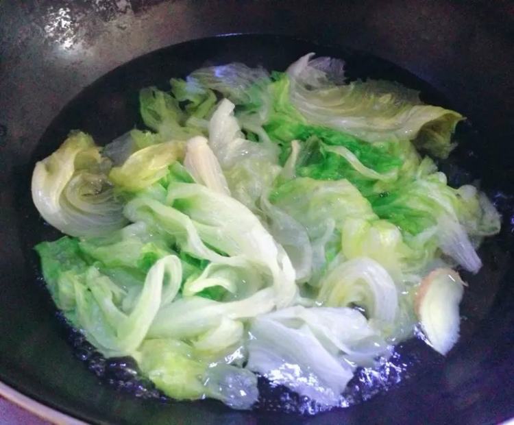 【手工美食】蚝油生菜步骤6
