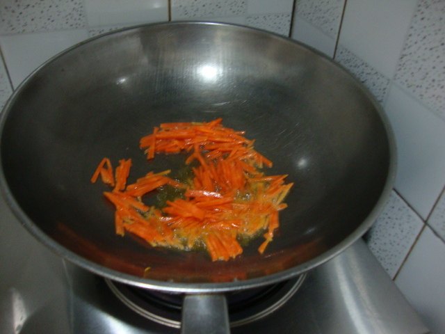 生菜炒土豆片步骤5