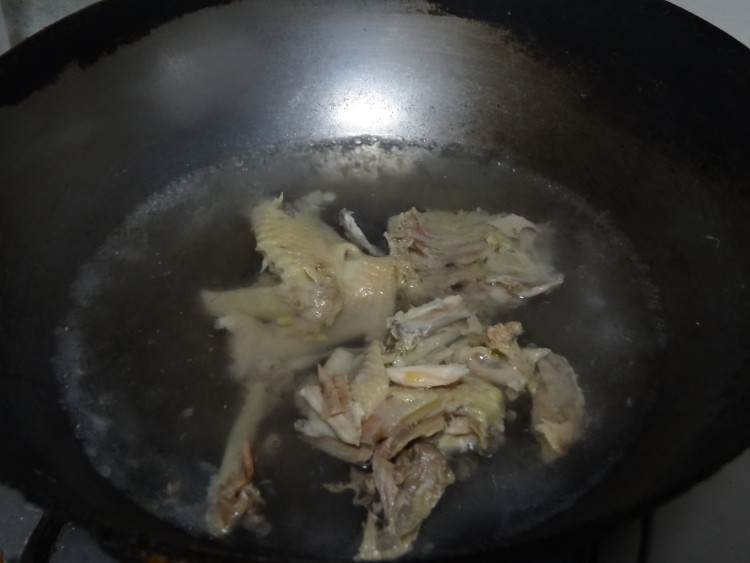 鸡蛋鸡汤面步骤2
