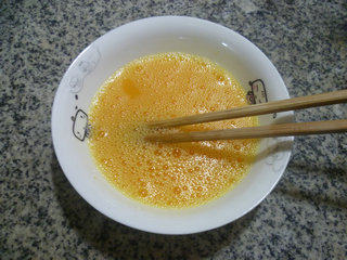 鸡蛋炒生菜步骤5