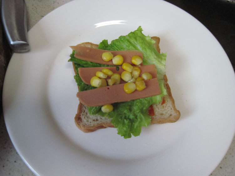 玉米生菜三明治步骤8