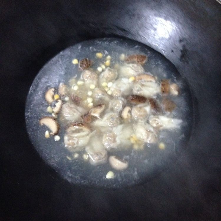 鲜虾香菇饺子面步骤5