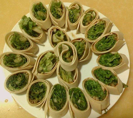 豆腐皮卷菜步骤5