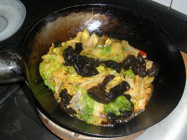 郫县豆瓣炒木耳生菜步骤13