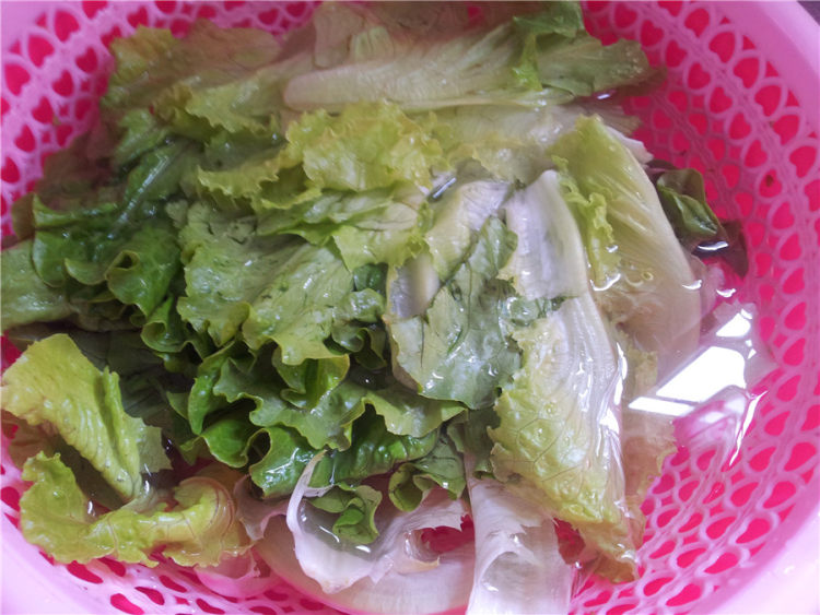 蚝油拌生菜步骤1
