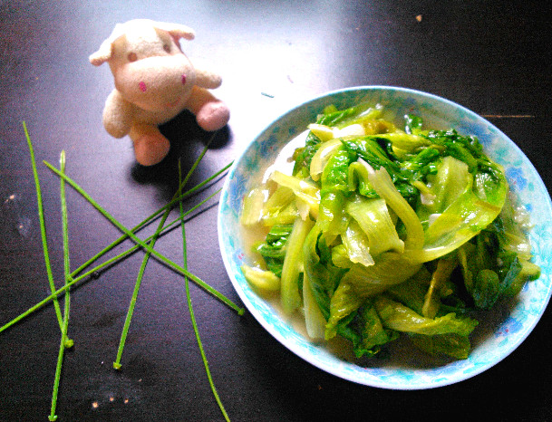 葱香生菜步骤7