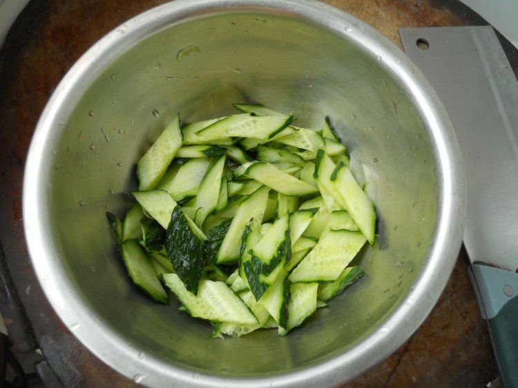 什锦大拌菜步骤2