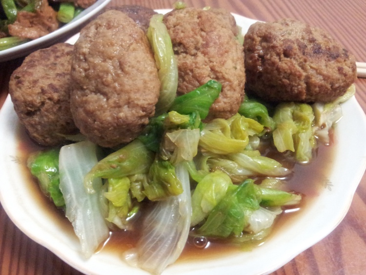 生菜烩丸子步骤9