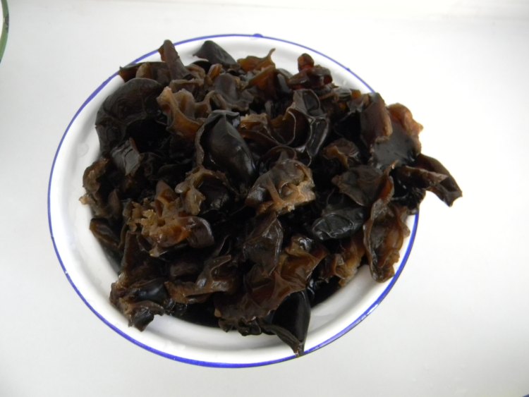 木耳生菜鸡蛋包子步骤3